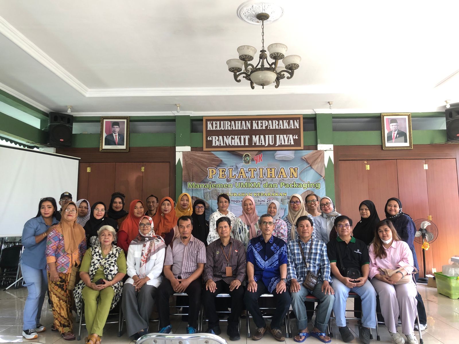Pelatihan Manajemen UMKM dan Packaging di Kalurahan Keparakan