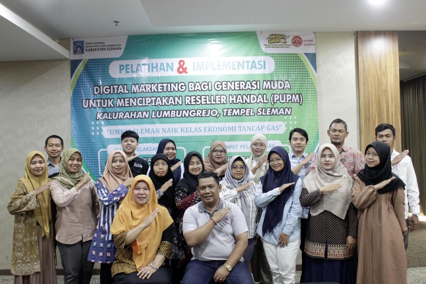 Bimbingan Teknis tentang Implementasi Digital Marketing bagi Generasi Muda: TikTok Shop Seller Center
