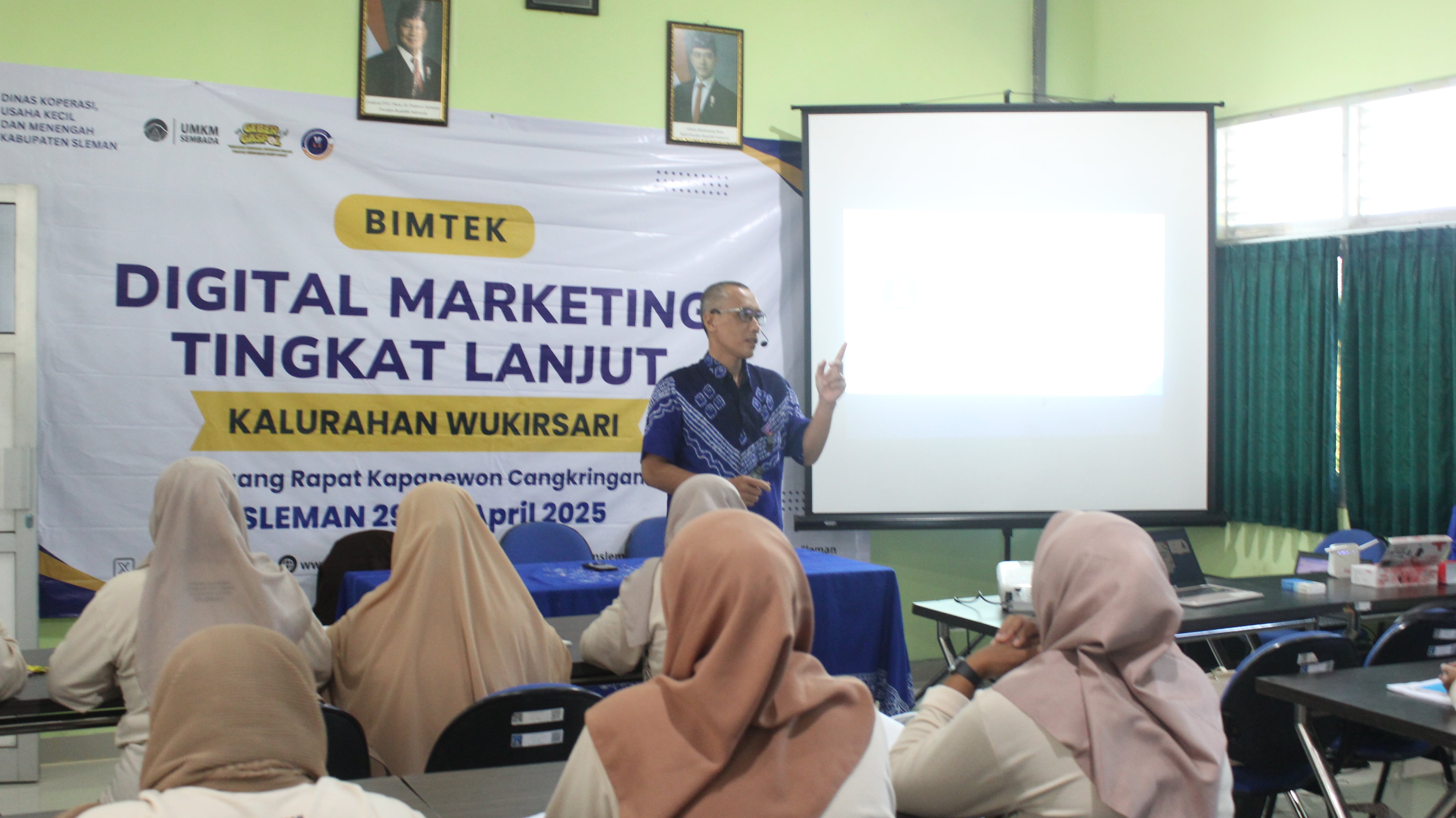Bimtek Digital Marketing Tingkat Lanjut di Kalurahan Wukirsari: Bekal UMKM Hadapi Era Digital